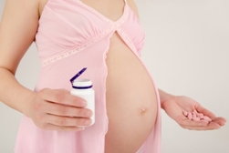 Нужно ли лечить хламидиоз во время беременности